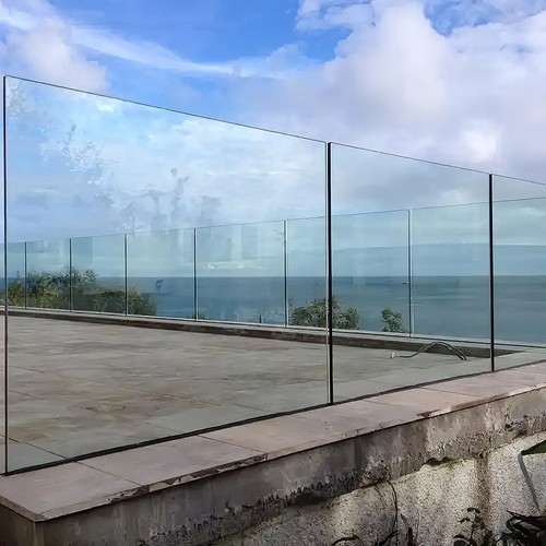 10mm thick toughened glass - 10mm,