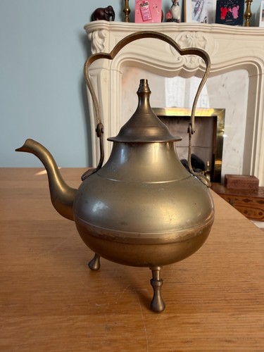 Vintage brass tea - brass, pot