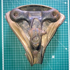 VINTAGE 1950s PERSONS BICYCLE SPRUNG SEAT removed from COLUMBIA BEACH CRUISER