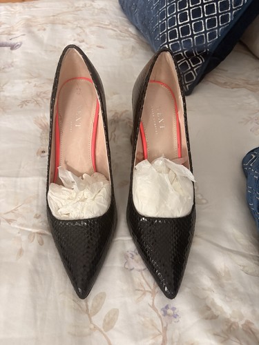 Next black snake - skin, embossed