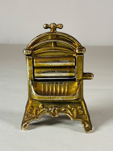 Vintage miniature metal - vintage,