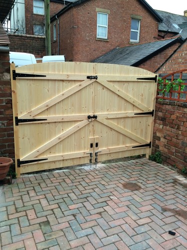 Made order driveway gates - driveway,