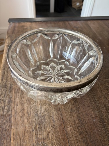 Cut glass bowl with - cut, silver