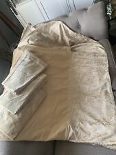 Dorma Jacquard Gold Swirl Pattern Double Valance & 3 Matching Pillowcases