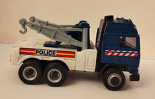 Toy Model Police Breakdown 10 wheel Tow Truck
