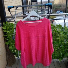 Oversized Bright Pink 100%