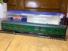 Bachmann 34-504A BR Green Bullied Semi-Open Brake 2nd coach