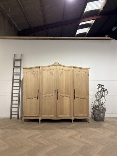 Vintage french armoire louis - armoire,