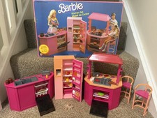 Vintage Barbie Kitchen Play Set 99% Complete BOXED Mattel 1986