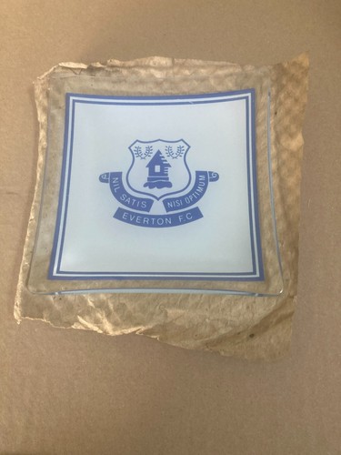 Genuine vintage 1970s everton - genuine,