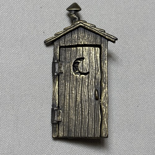 Vintage outhouse brooch - brooch/pin,