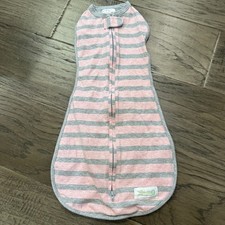Woombie Swaddle 0-3 Months NWOT