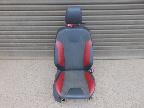 Ford focus seat drivers right - focus,