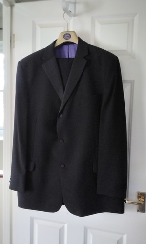 Man dinner suit - man's,