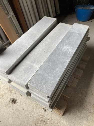 Grey limestone edging - grey,