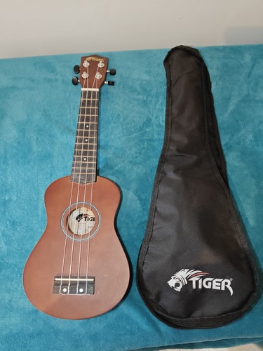 Tiger uke12 soprano ukulele - tiger,