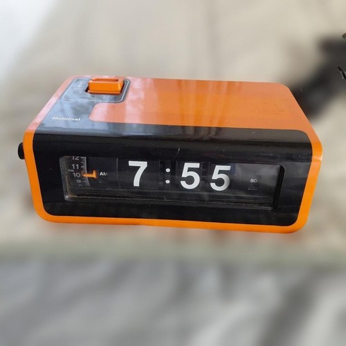 National th02 flip clock - national,