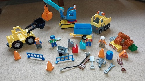 Large duplo lego construction - large,