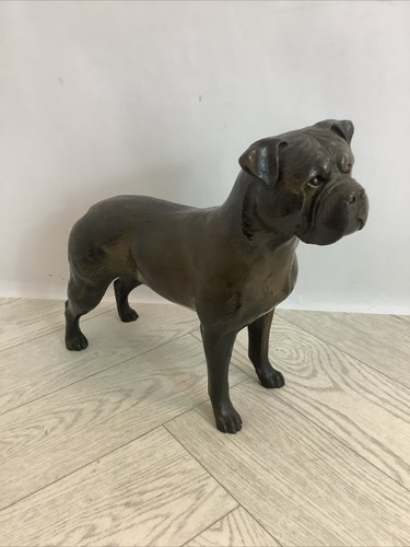 Bull mastiff spelt figurine - bull,