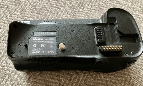 Meike battery grip for nikon - battery,