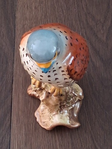 Beswick kestrel bird - beswick,