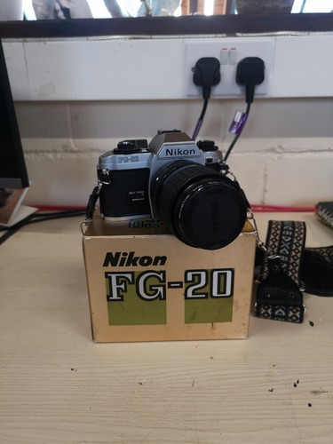 Nikon 35mm film slr - 35mm,