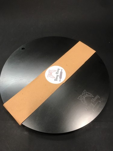 The pizza plate made - , in