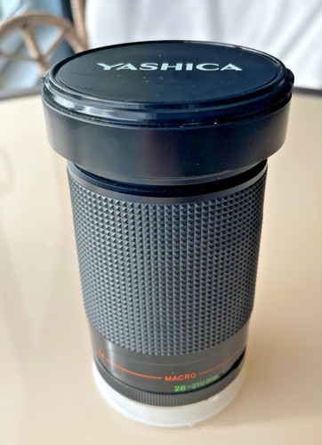 Yashica zoom 210mm - zoom, 28-210mm