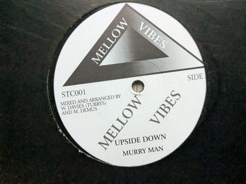 Murry man upside down - –,