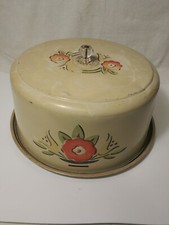 Vintage Cream Metal Cake