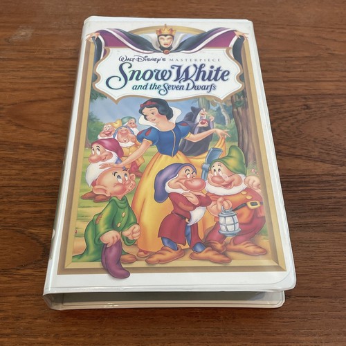 Snow white and the - white,