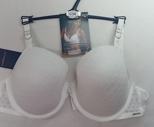 Underwired plunge bra - underwired,