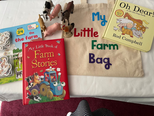 Little farm bag books - farm,