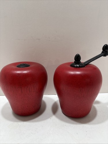 Vtg wooden red apple - apple, salt