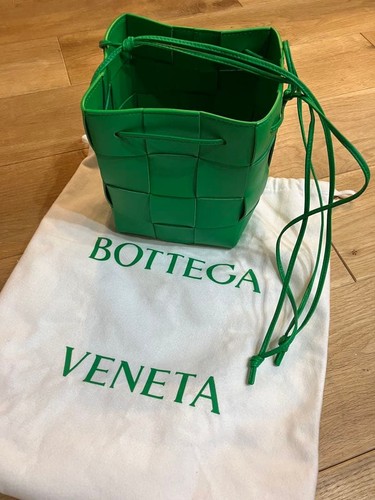 Bottega veneta cassette - bottega,