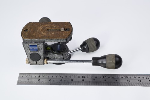 G1270 gitzo pan head - head, main