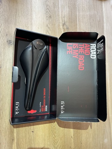 Fizik arione saddle kium - r3,