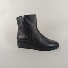 Caprice Ankle Boots Womens