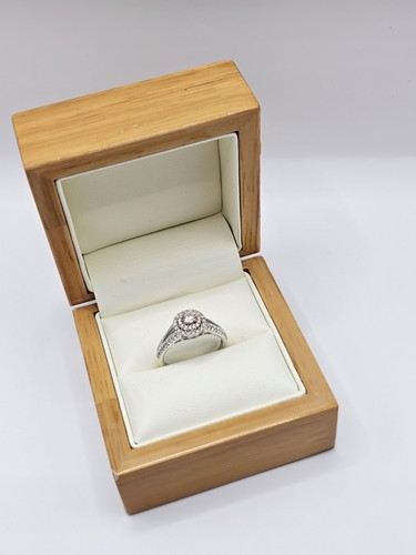 9ct white gold 50ct natural - 9ct, 0.50ct