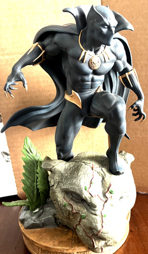 Kotobukiya black panther - black,