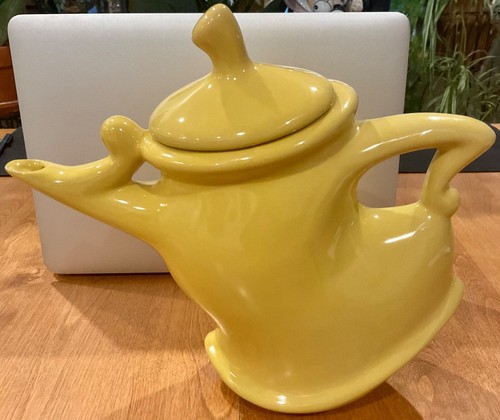 Dancing modernist ceramic tea - dancing,
