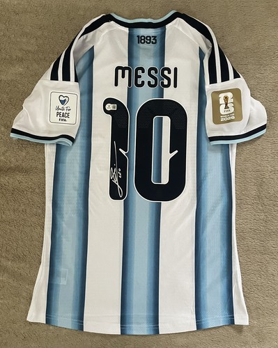 Signed lionel messi argentina - signed,