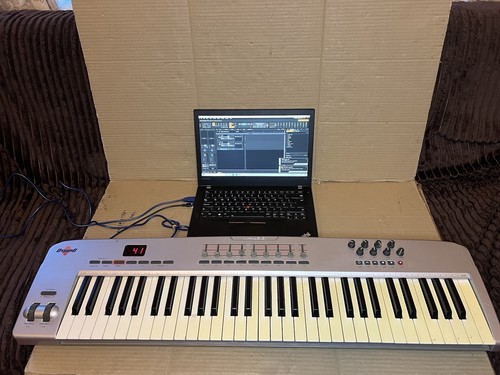 Audio oxygen usb - m, midi