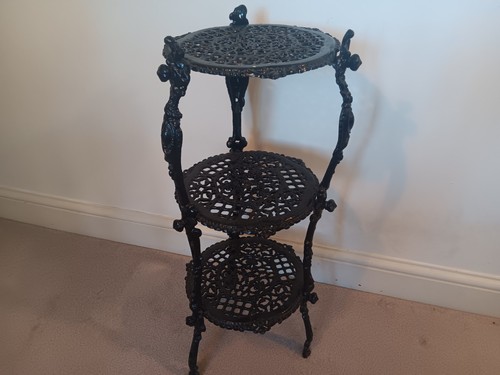 Vintage tier black cast iron - black,
