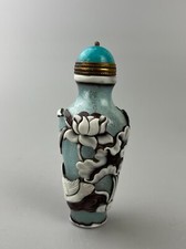 Chinese snuff bottle with