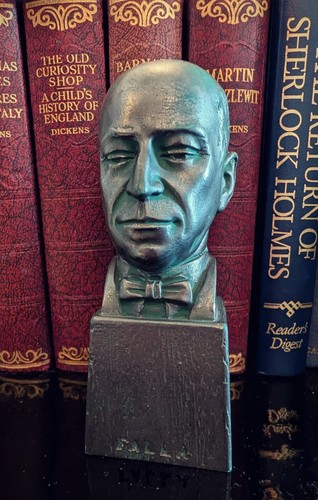 Vintage bust manuel de - of,