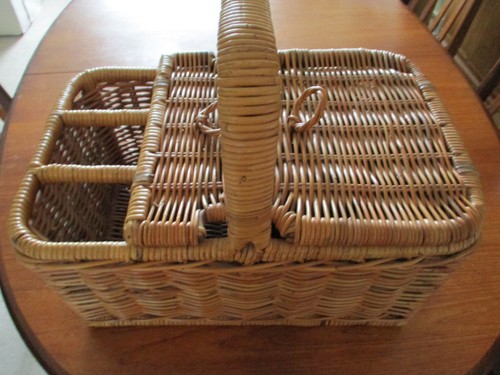 Wicker picnic basket with - with, lid