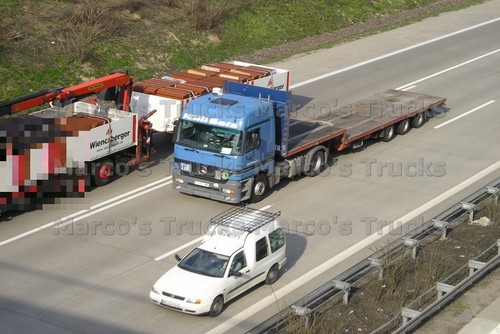 Truck photo mercedes - truck,