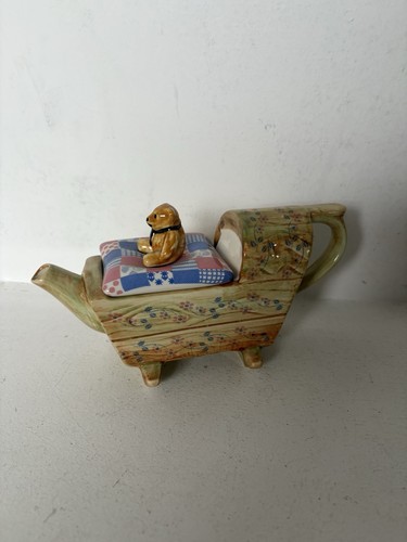 The teapottery teddy - the,
