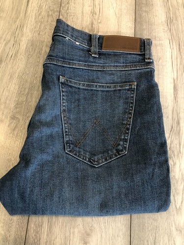 Men wrangler regular stretch - regular,
